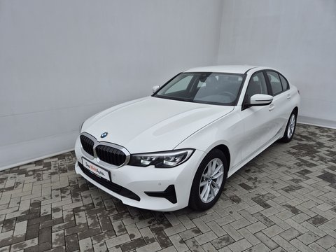 BMW 320d Advantage 2.0d AT mHEV