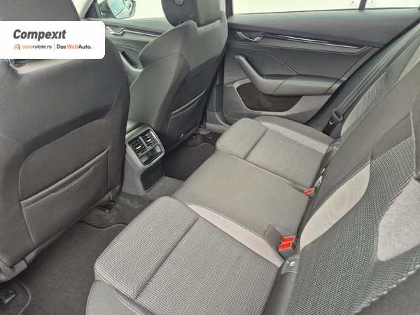 Škoda Octavia Škoda Octavia Combi 2.0 TDI DSG