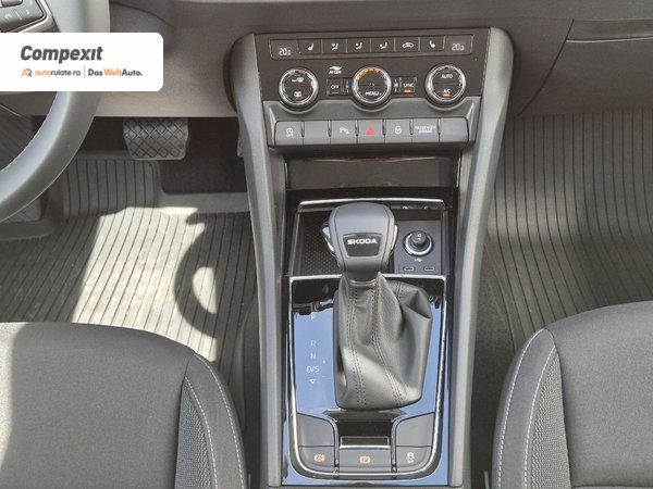 Škoda Karoq Selection 1.5 TSI DSG