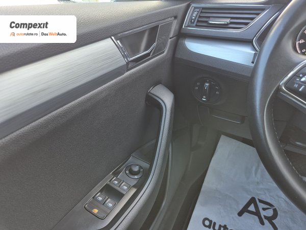 Škoda Superb Combi Business 2.0 tdi, DSG