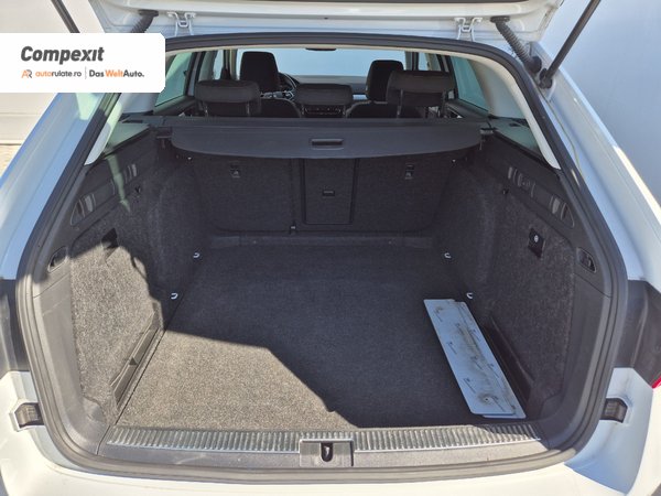 Škoda Superb Combi Business 2.0 tdi, DSG