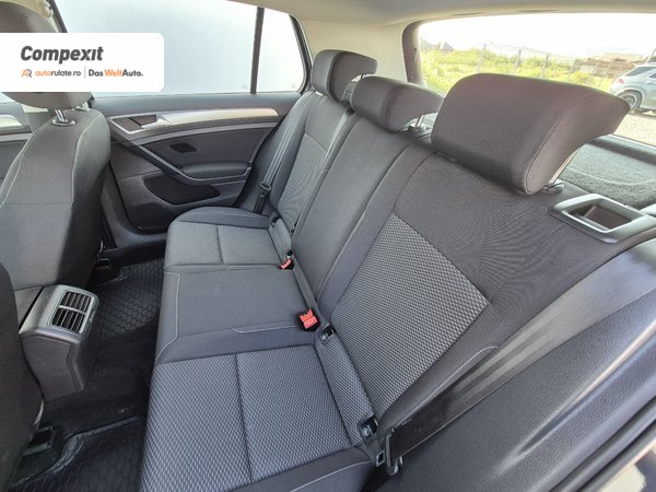 Volkswagen Golf Trendline 1.5 tsi