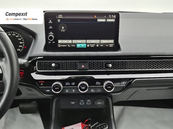 HONDA CIVIC Elegance E-HEV 2.0i, CVT