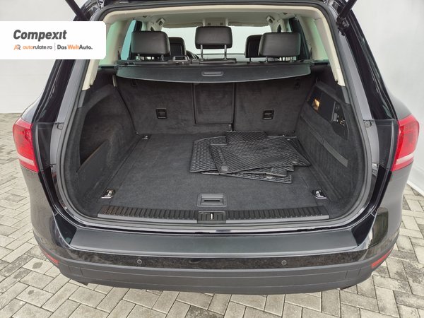Volkswagen Touareg Supreme R-line, 4Motion 3.0 tdi, Automat