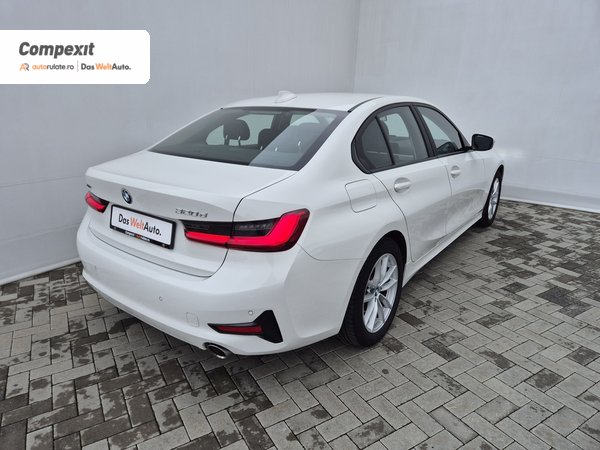 BMW 320d Advantage 2.0d AT mHEV