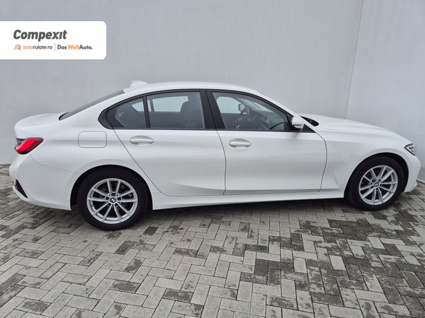BMW 320d Advantage 2.0d AT mHEV