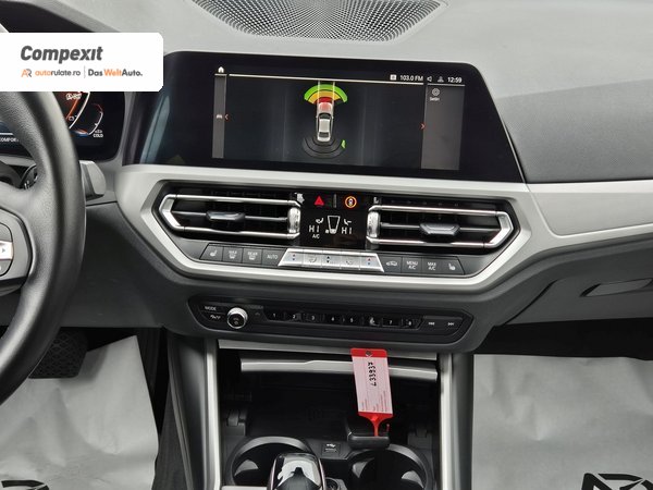 BMW 320d Advantage 2.0d AT mHEV