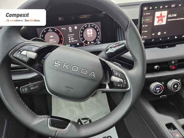 Škoda Superb Essence 2.0 TDI DSG