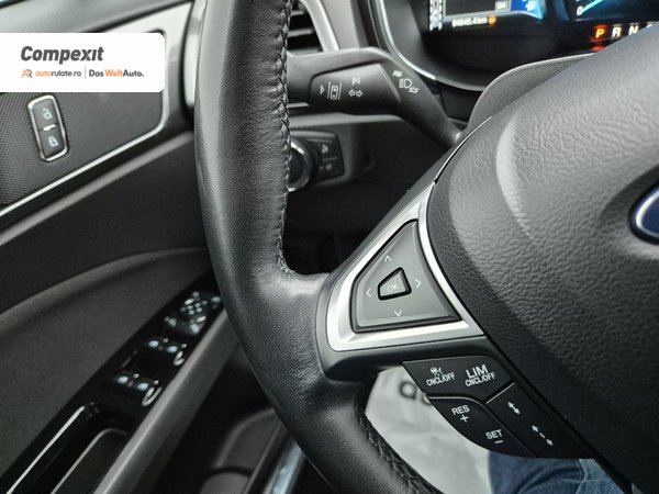 Ford Mondeo Titanium HEV 2.0i, AT