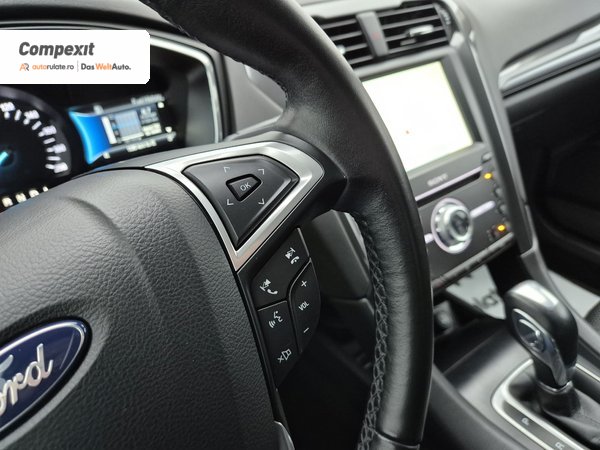 Ford Mondeo Titanium HEV 2.0i, AT