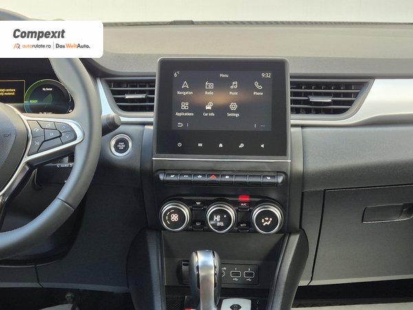 Renault Captur PHEV 1.6 E-Tech, Automat