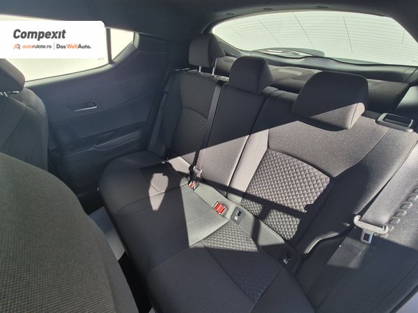 Toyota C-HR Core 1.8 Hybrid, CVT