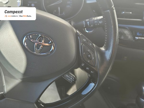 Toyota C-HR Core 1.8 Hybrid, CVT