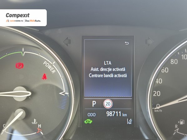 Toyota C-HR Core 1.8 Hybrid, CVT