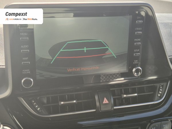 Toyota C-HR Core 1.8 Hybrid, CVT