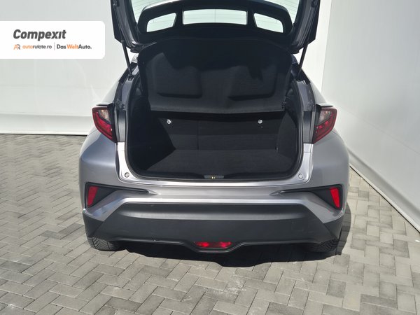 Toyota C-HR Core 1.8 Hybrid, CVT