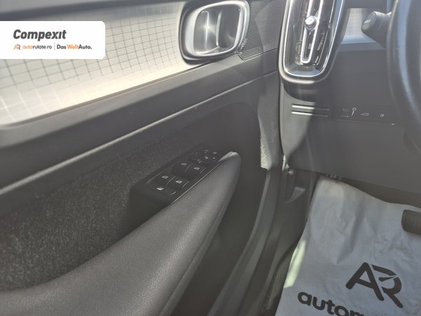 Volvo XC40 T5 Recharge PHEV Inscription, 1.5i Automat