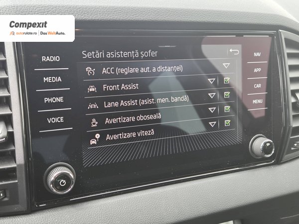 Škoda Karoq Selection 1.5 TSI DSG