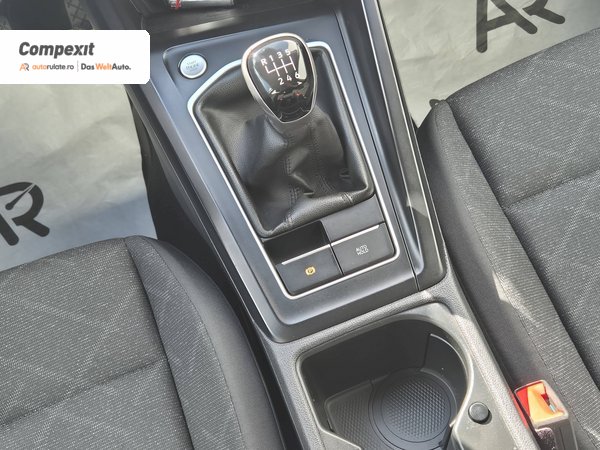 Volkswagen Golf Life 2.0 tdi