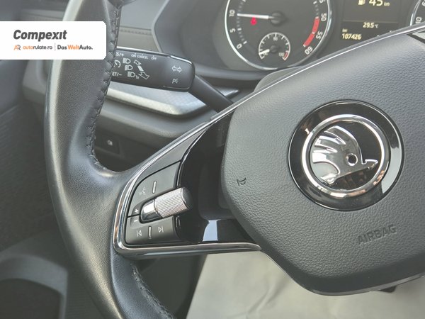 Škoda Octavia Combi Ambition 2.0 tdi