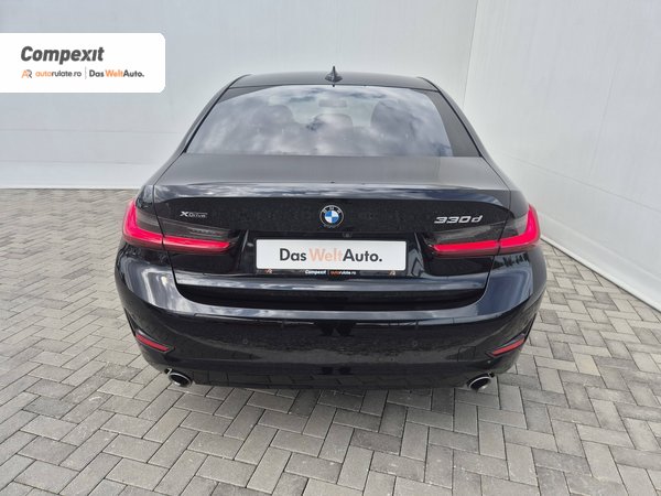 BMW 330d xDrive MHEV, 3.0 Automat