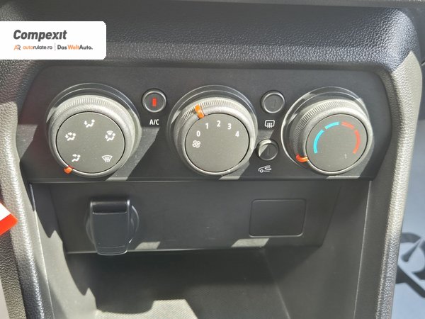 Dacia Logan Essential 1.0 TCe