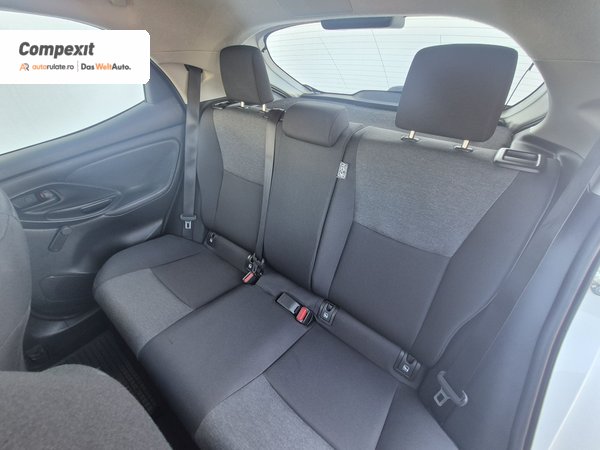 Toyota Yaris Hybrid 1.5 VVT-iE