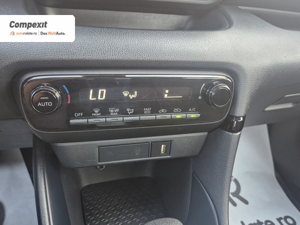 Toyota Yaris Hybrid 1.5 VVT-iE