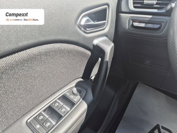 Renault Symbioz Iconic E-Tech 145 HEV, 1.5i, 145 cp