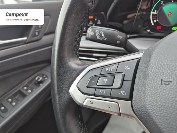 Volkswagen Golf Variant Style TDI DSG TD