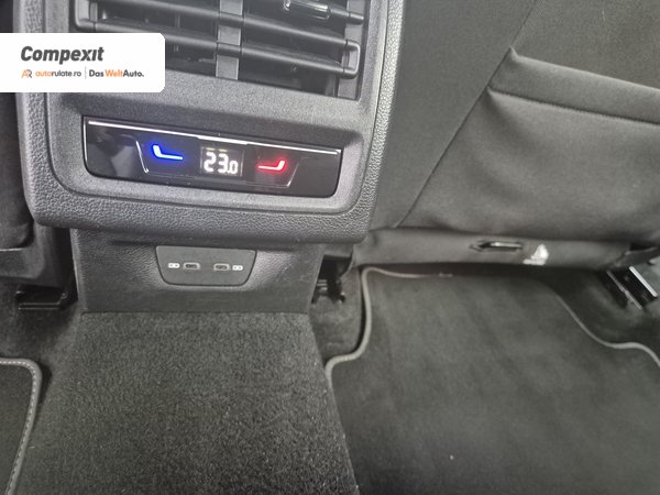 Volkswagen Golf Variant Style TDI DSG TD