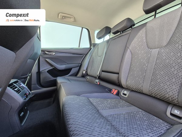 Škoda Octavia Combi Ambition 2.0 tdi DSG