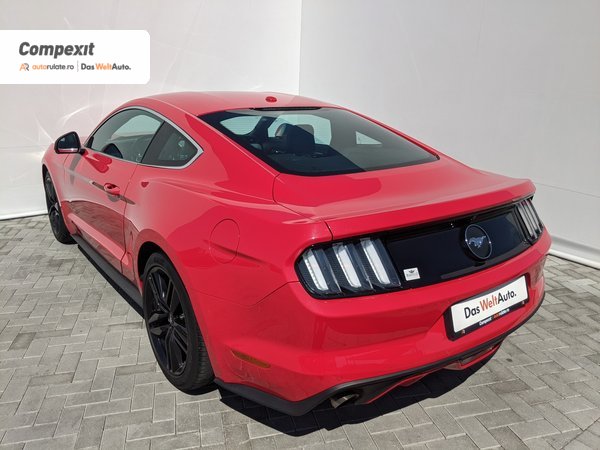 Ford Mustang Coupe 2.3 Ecoboost A6 Race Red