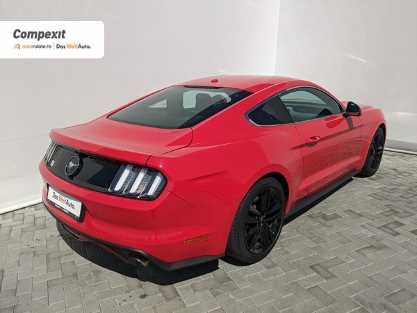 Ford Mustang Coupe 2.3 Ecoboost A6 Race Red