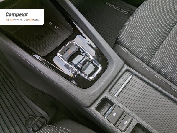Škoda Octavia AMBITION 2.0 TDI DSG